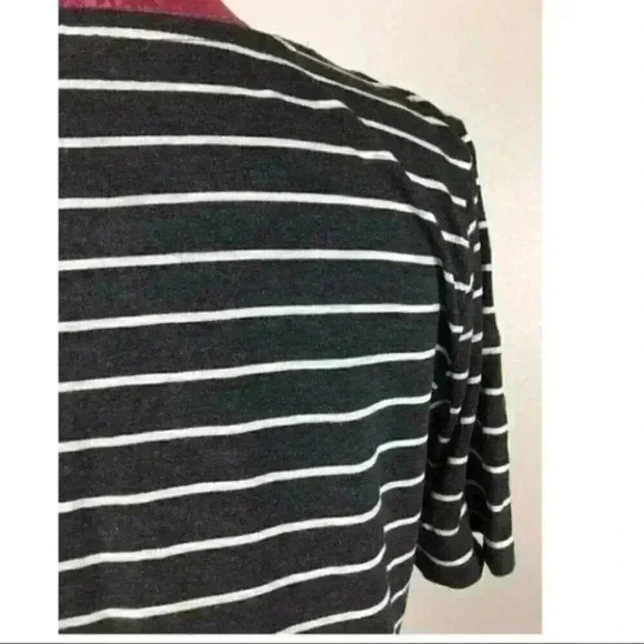 H&M Basic Top Size Medium Gray White Stripes - Picture 3 of 8